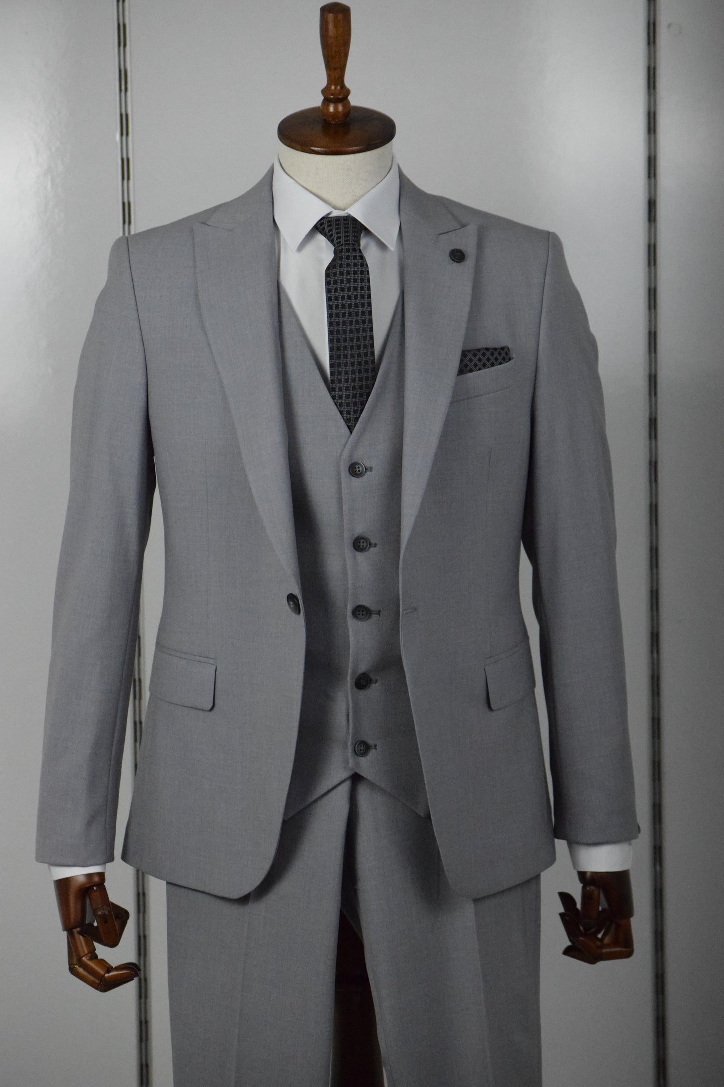 DÜZ YELEKLİ TAKIM ELBİSE - GRİ