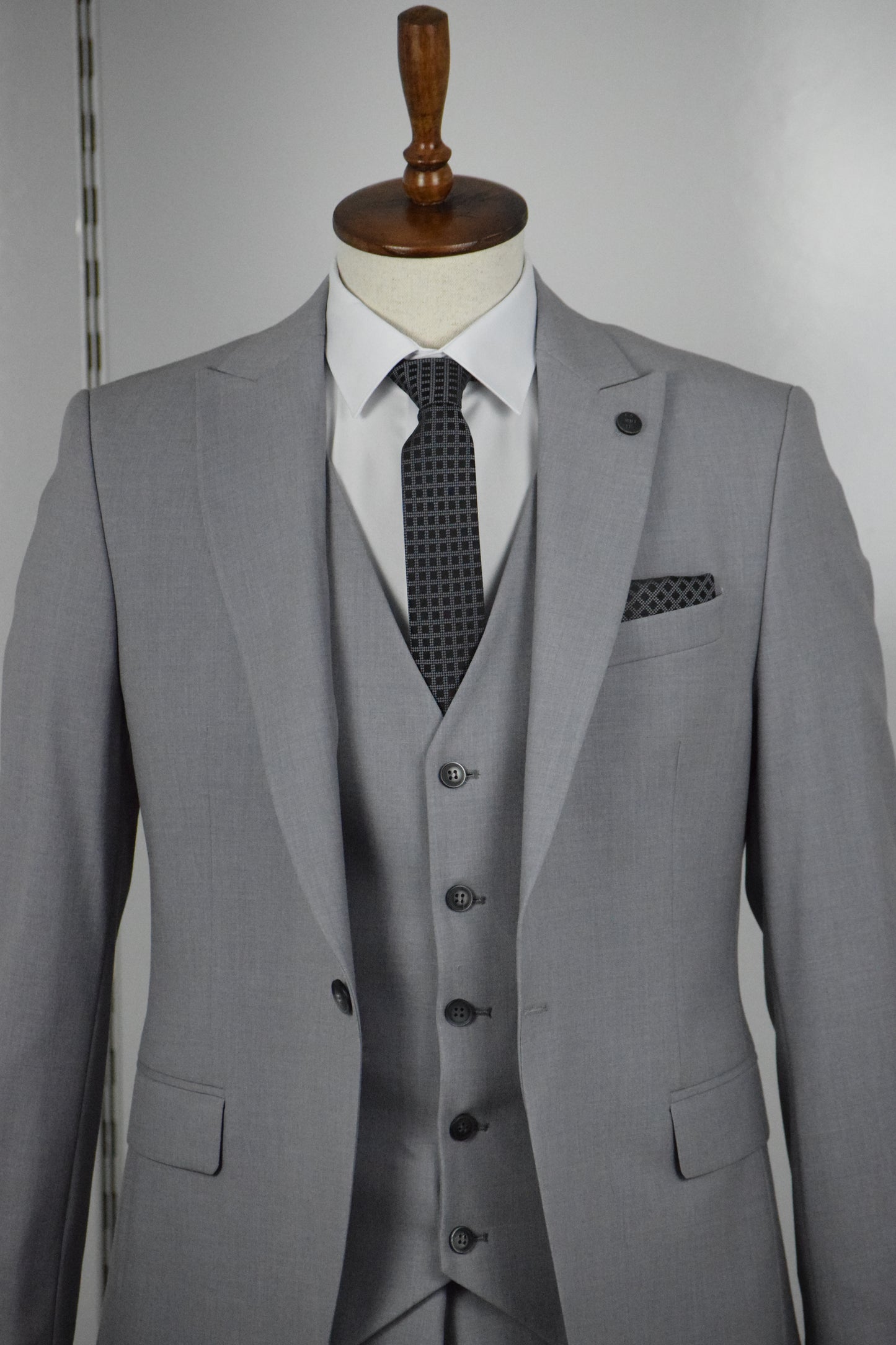 DÜZ YELEKLİ TAKIM ELBİSE - GRİ