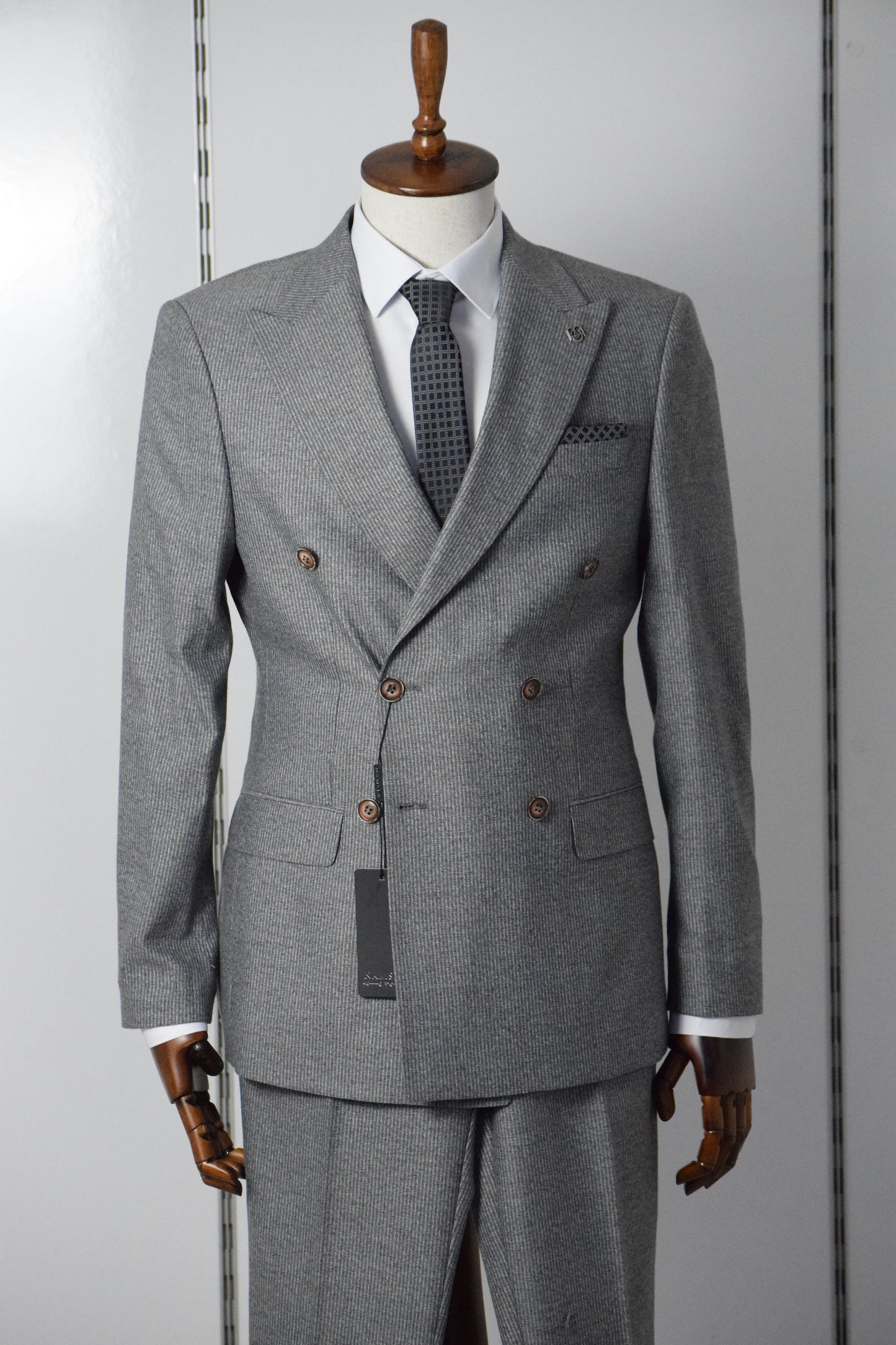 KENDİNDEN DESENLİ KRUVAZE TAKIM ELBİSE  - GRİ