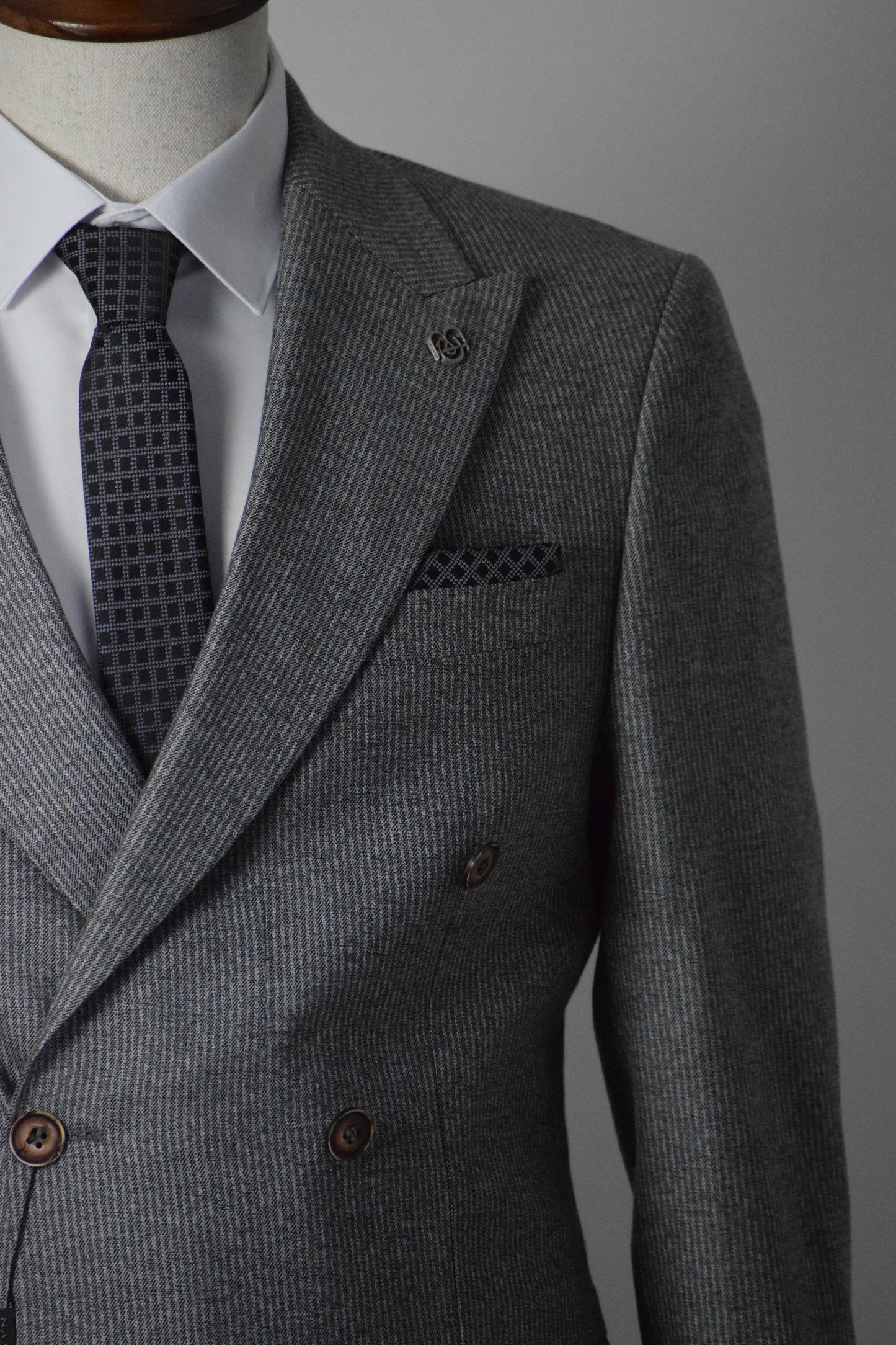 KENDİNDEN DESENLİ KRUVAZE TAKIM ELBİSE  - GRİ