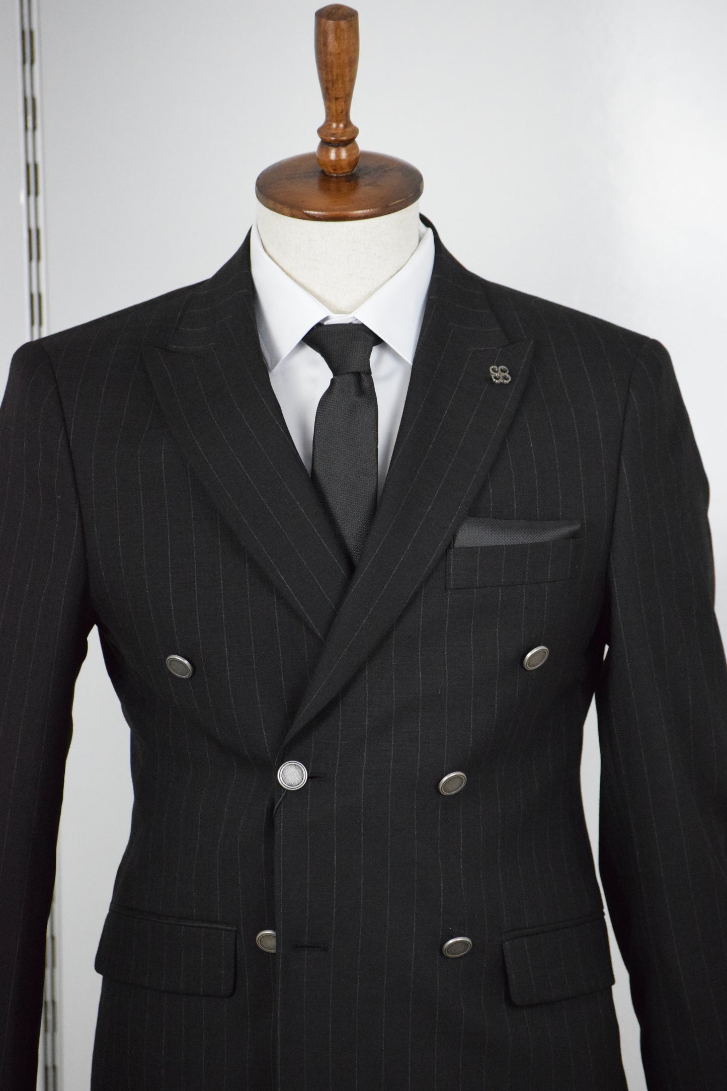 ÇİZGİLİ KRUVAZE TAKIM ELBİSE - SİYAH