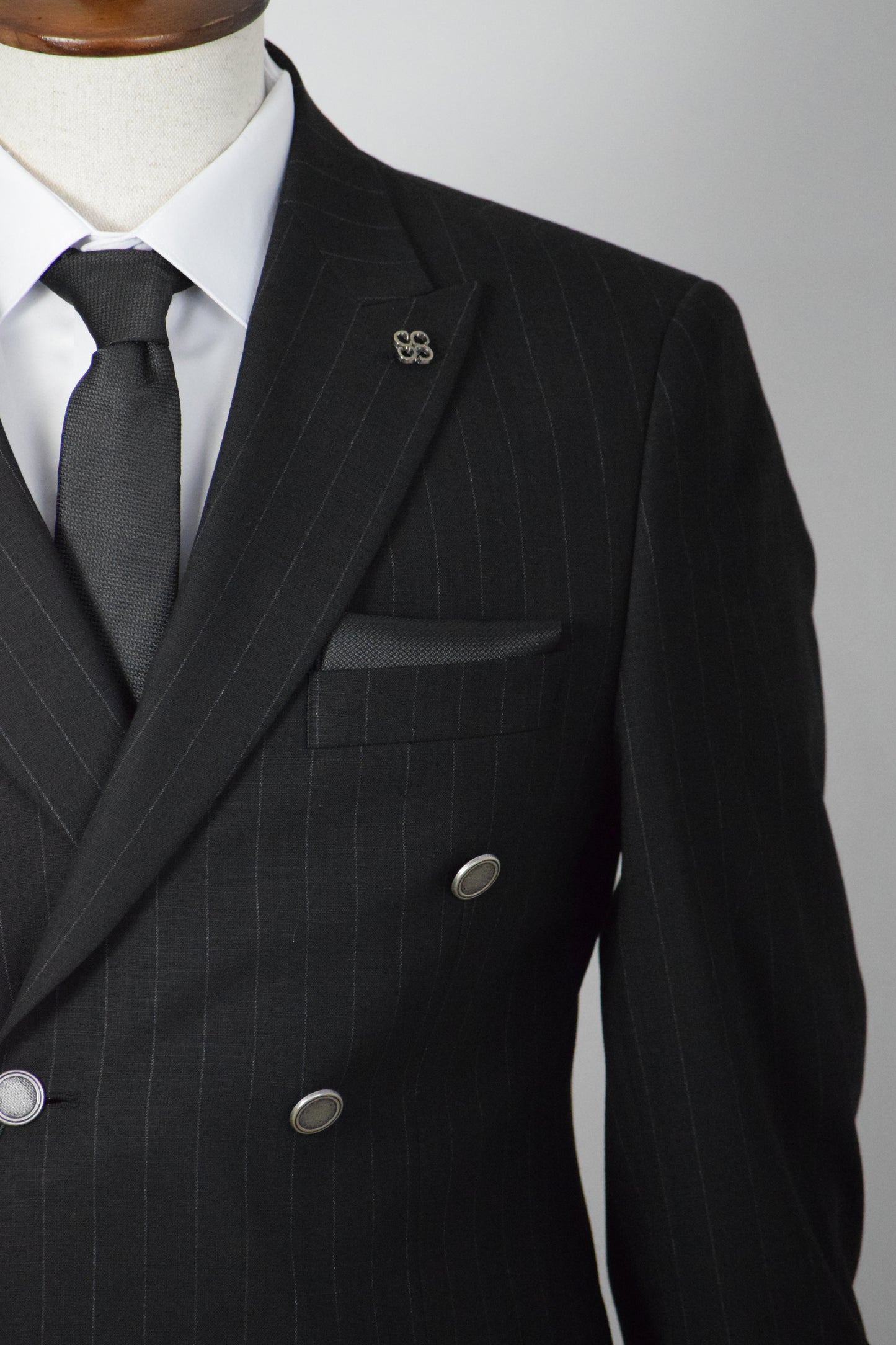 ÇİZGİLİ KRUVAZE TAKIM ELBİSE - SİYAH