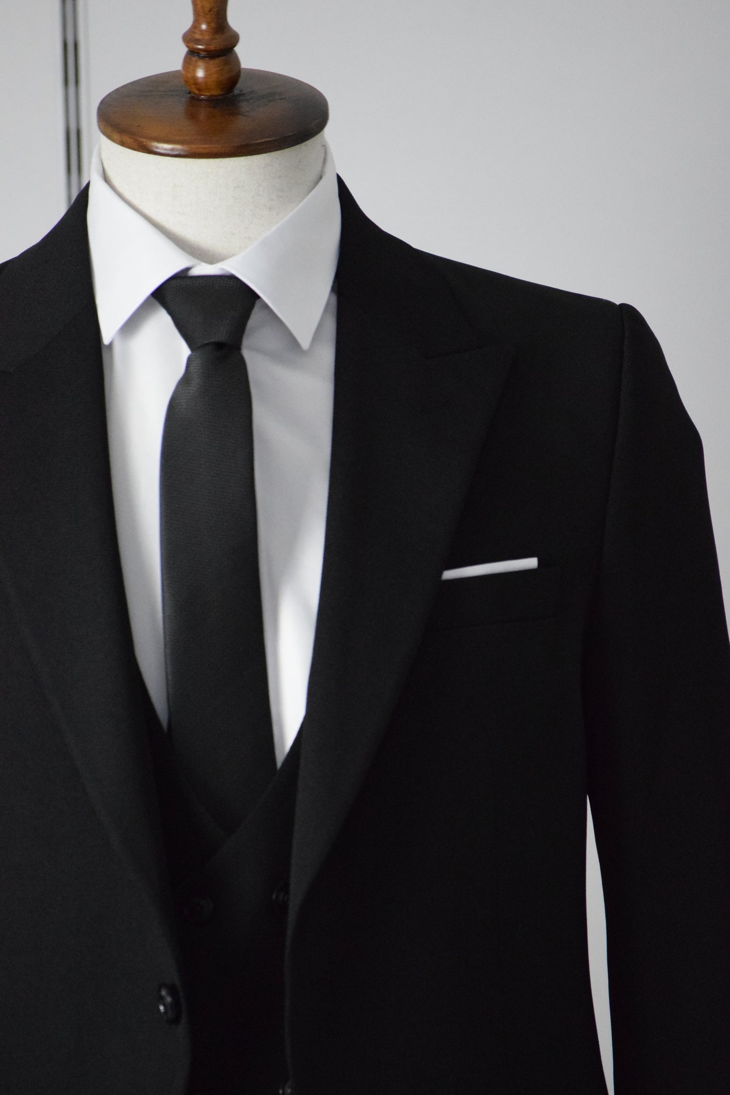 YELEKLİ TAKIM ELBİSE - SİYAH